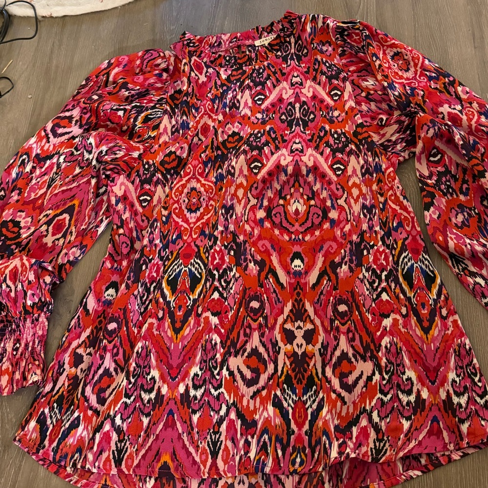 JODIFL Red and Pink Patterned Blouse